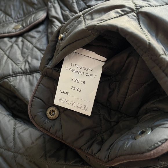 Barbour Flyweight Quilted 4-Pocket Snap-Front Jacket Brown - Picture 7 of 7